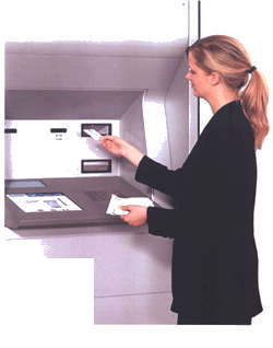 macchina_bancomat.gif (34423 byte)